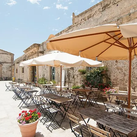 Apartment Un Affaccio Sul Borgo Marzamemi