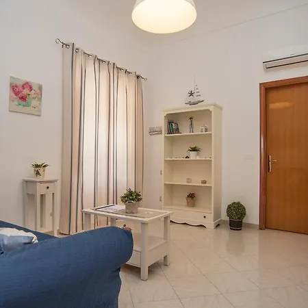 Un Affaccio Sul Borgo * Marzamemi